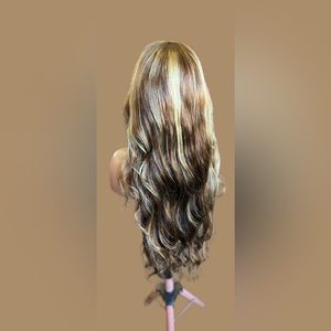 28” New Highlight transparent wig